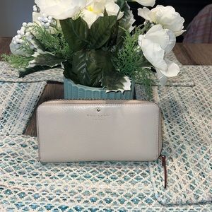 Kate spade wallet